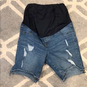 Isabel Maternity Bermuda Shorts